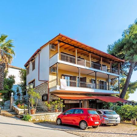 Xenios Loutra Village Karnagio Kültér fotó