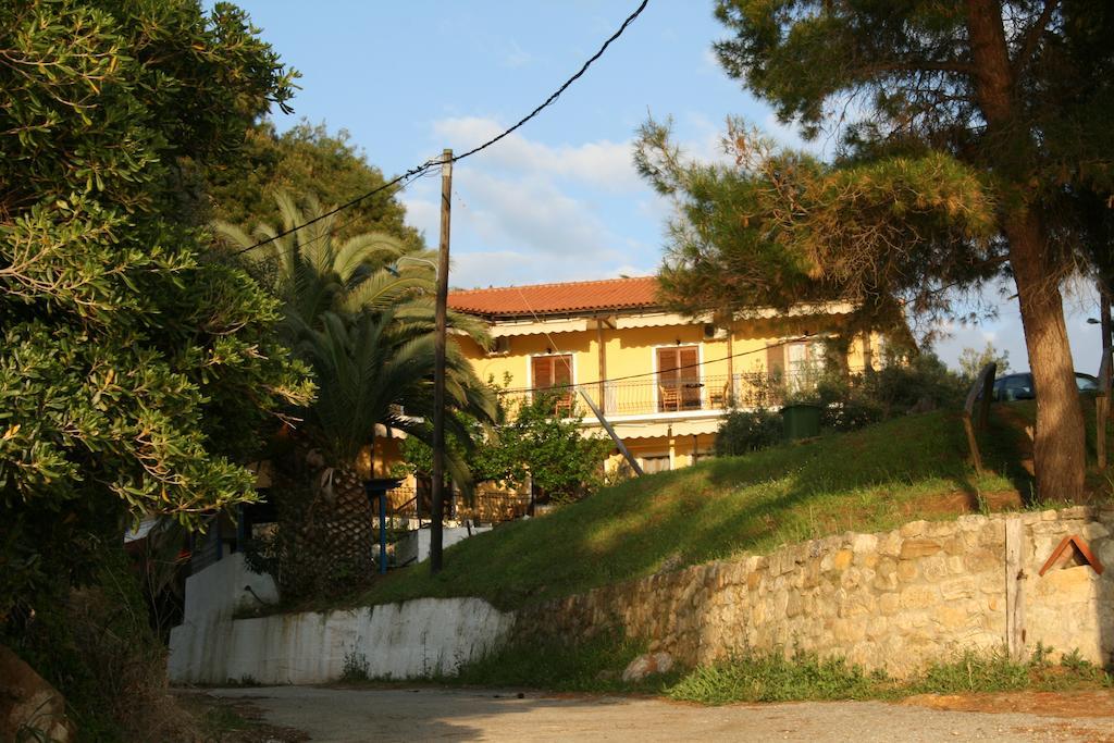 Xenios Loutra Village Karnagio Kültér fotó