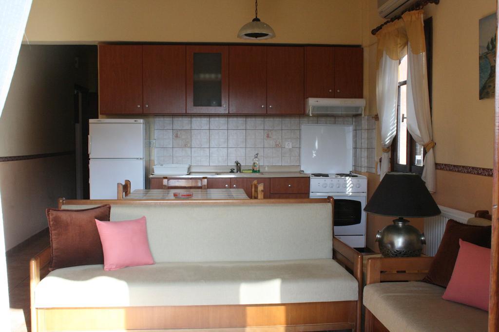 Xenios Loutra Village Karnagio Kültér fotó